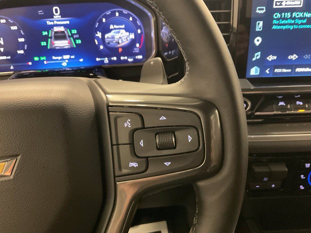 Used 2026 Chevrolet Silverado 1500 High Country w/ High Country Premium Package AWD/4WD image 17