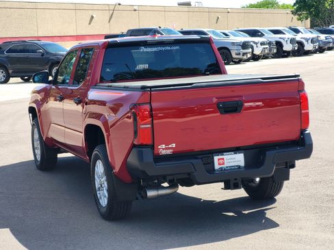 Certified 2024 Toyota Tacoma SR AWD/4WD image 3