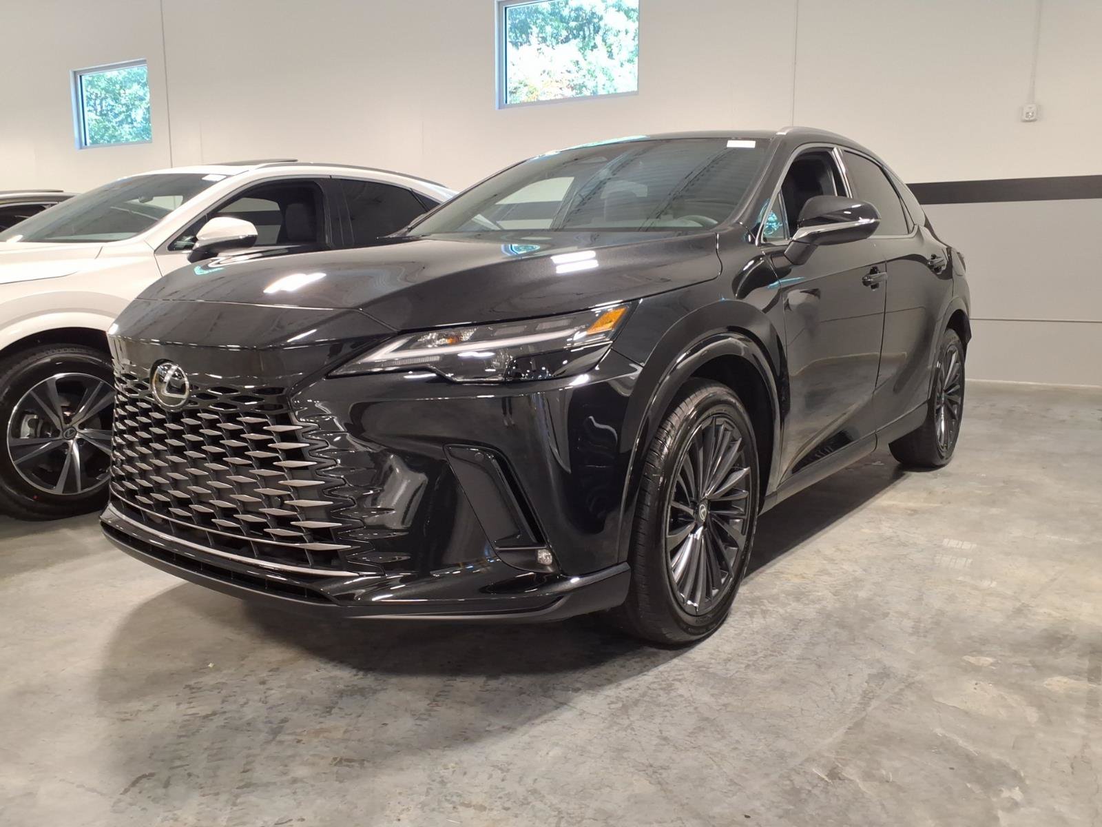 New 2026 Lexus RX 350h AWD/4WD image 3