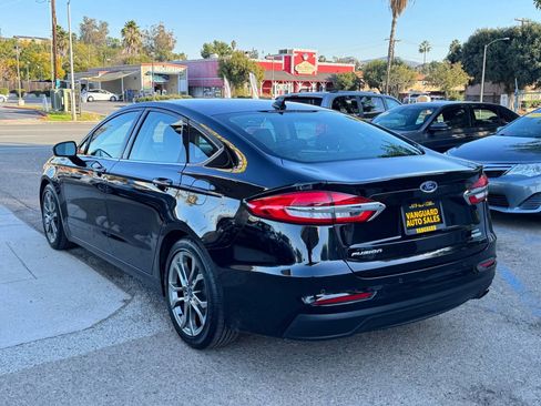 Used 2020 Ford Fusion SEL image 37