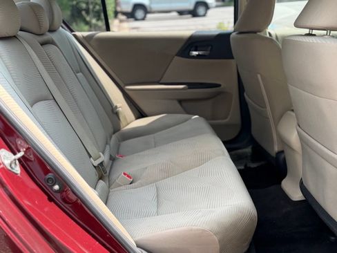 Used 2016 Honda Accord LX image 17