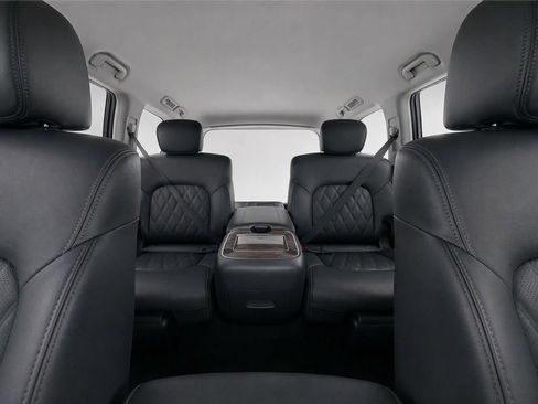 Certified 2023 Nissan Armada Platinum w/ Captain's Chairs Package AWD/4WD image 33