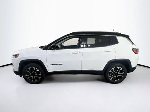 Used 2022 Jeep Compass Limited AWD/4WD image 8