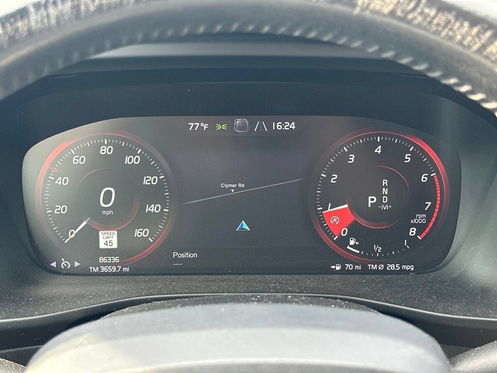 Used 2019 Volvo XC40 T4 Inscription FWD image 27