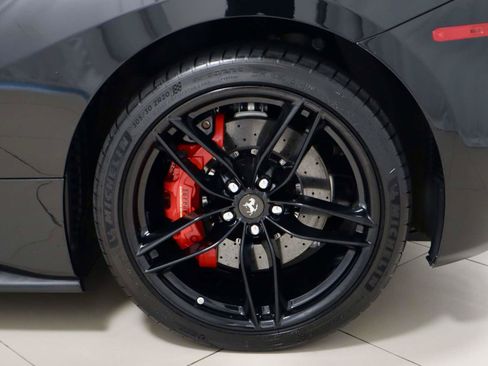 Used 2019 Ferrari 488 Spider RWD image 9