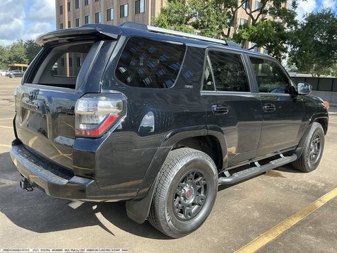 Used 2021 Toyota 4Runner SR5 RWD image 5