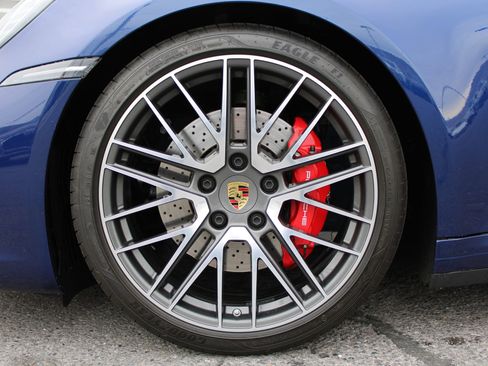 Certified 2024 Porsche 911 Carrera S image 28