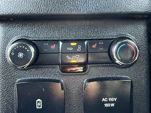 Used 2016 Ford Explorer Limited image 30