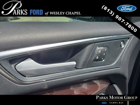 Used 2020 Ford Edge Titanium w/ Equipment Group 301A image 17