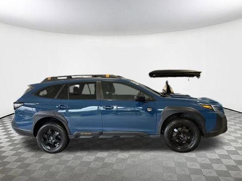 Used 2022 Subaru Outback Wilderness image 7