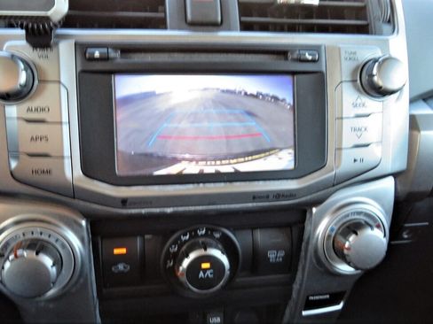 Used 2016 Toyota 4Runner SR5 RWD image 12