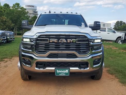 New 2026 RAM 5500 Tradesman AWD/4WD image 2
