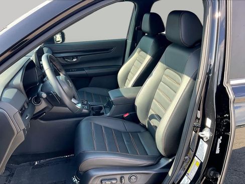 Used 2025 Honda CR-V Sport-L image 9