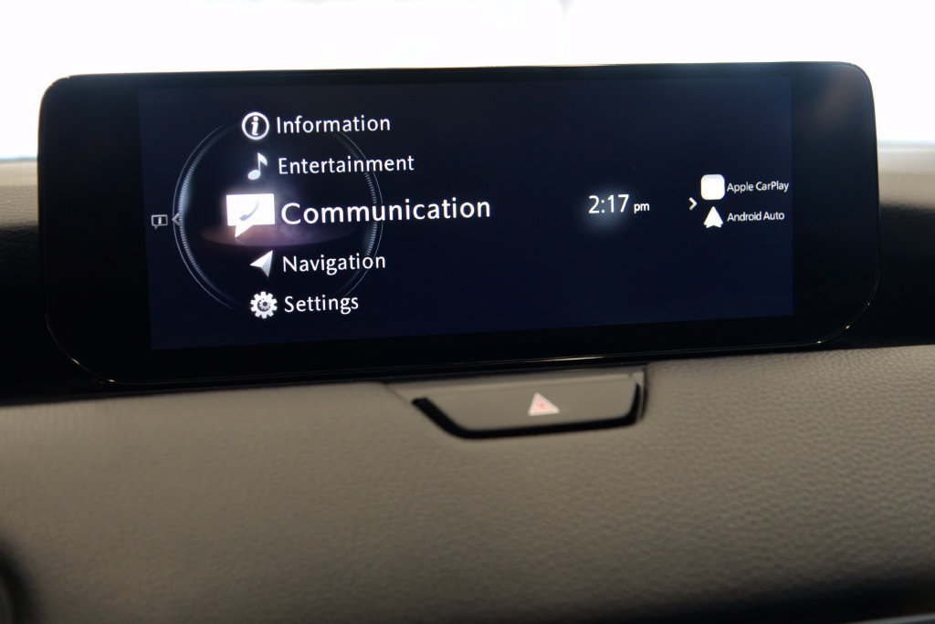 Certified 2024 MAZDA CX-90 Plug-In Hybrid w/ Preferred AWD/4WD image 19