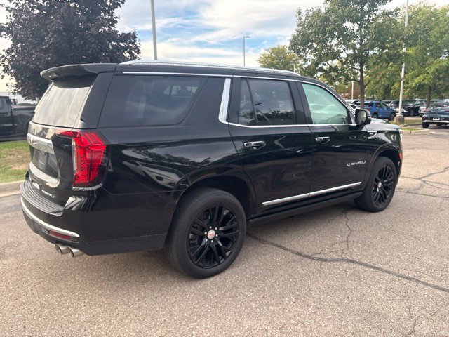 Used 2023 GMC Yukon Denali AWD/4WD image 4