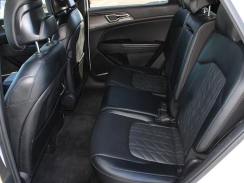 Certified 2023 Kia Sportage X-Line image 17