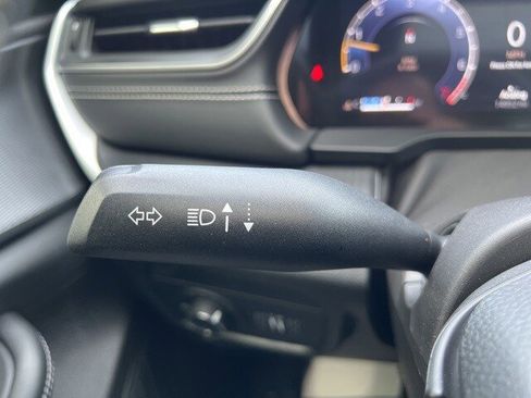 Certified 2024 Jeep Grand Cherokee Altitude image 23