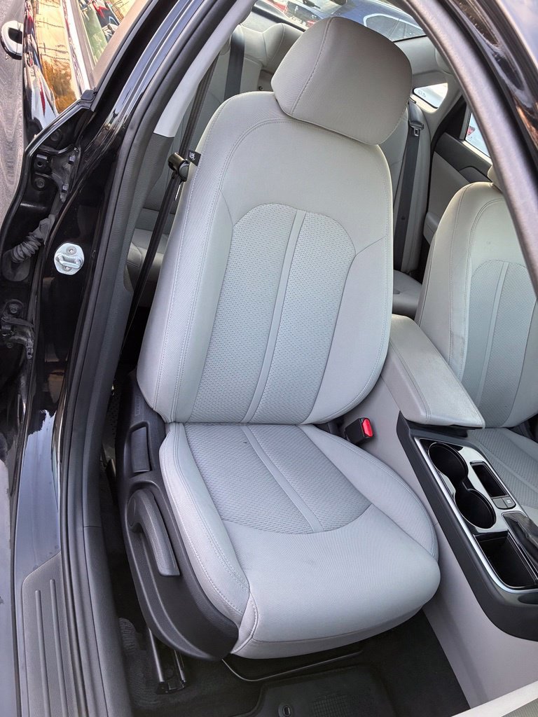 Used 2018 Hyundai Sonata SE FWD image 19