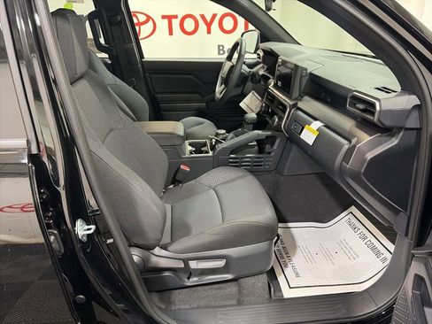 Used 2026 Toyota 4Runner SR5 AWD/4WD image 12