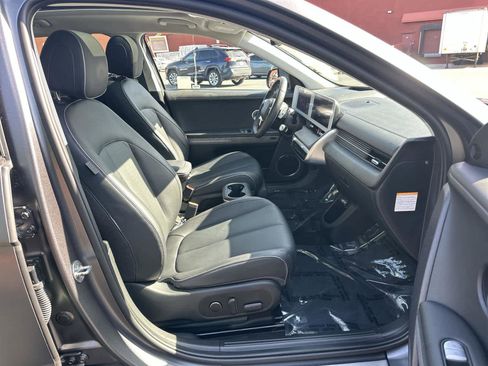 Used 2022 Hyundai Ioniq 5 Limited image 14