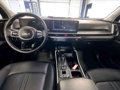 Used 2024 Kia Sorento S w/ Panoramic Sunroof Package AWD/4WD image 21