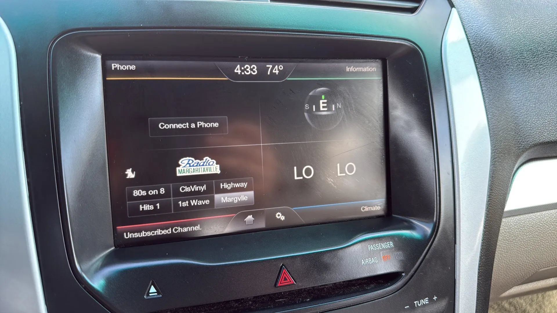 Used 2014 Ford Explorer XLT w/ Equipment Group 201A FWD image 28