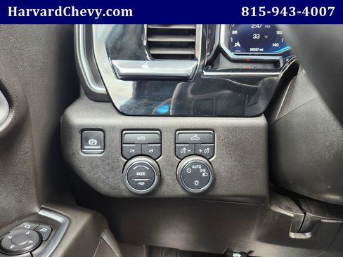 Used 2025 Chevrolet Silverado 1500 LT image 21