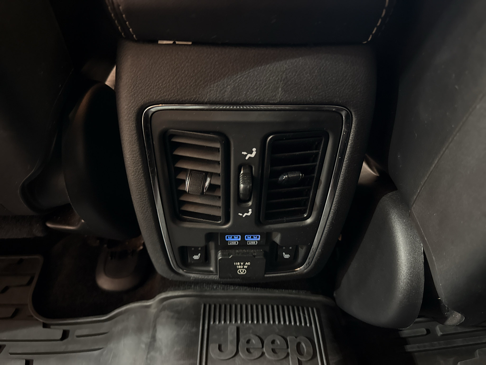 Used 2014 Jeep Grand Cherokee Limited w/ Trailer Tow Group IV AWD/4WD image 29