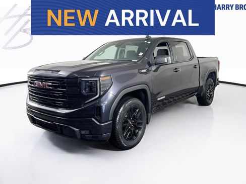 Used 2025 GMC Sierra 1500 Elevation AWD/4WD image 1