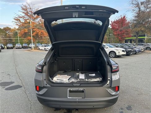 New 2025 Volkswagen ID.4 Pro S Plus image 24