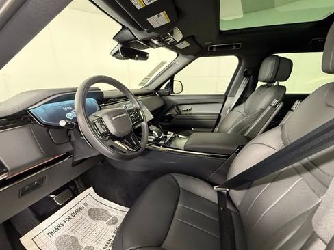 New 2025 Land Rover Range Rover Sport Dynamic SE image 13