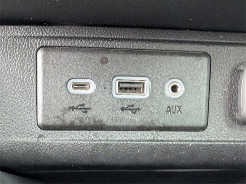 Certified 2023 Buick Encore GX Select w/ Safety Package II image 20