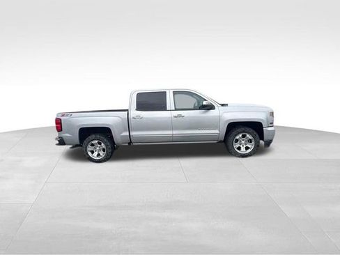 Used 2018 Chevrolet Silverado 1500 LT w/ All Star Edition AWD/4WD image 4