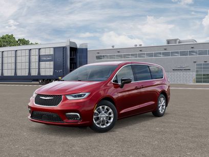 New 2026 Chrysler Pacifica Select w/ S Appearance Package