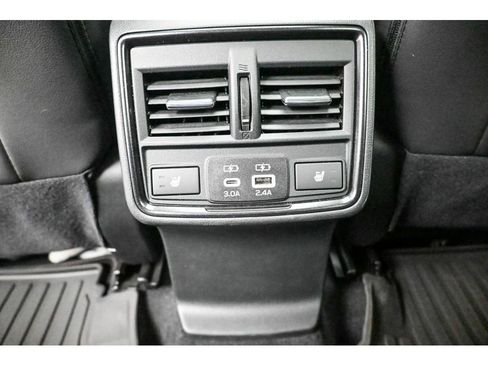 Used 2025 Subaru Forester Touring AWD/4WD image 13