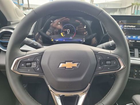 New 2026 Chevrolet Trax LT w/ Driver Confidence Package image 12