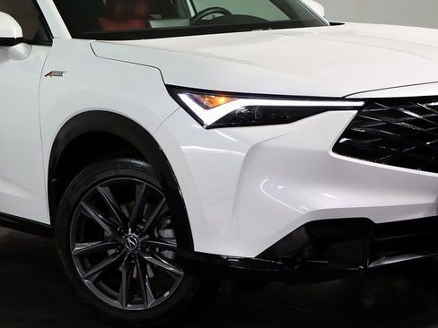 Used 2025 Acura ADX A-Spec image 8