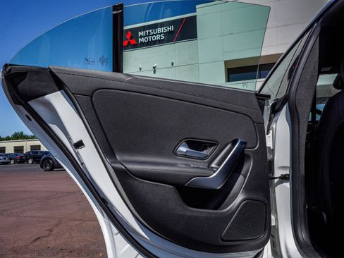 Used 2025 Mercedes-Benz CLA 250 4MATIC image 41