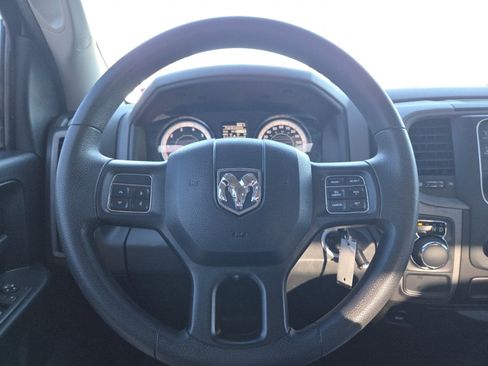 Used 2018 RAM 1500 Express image 27