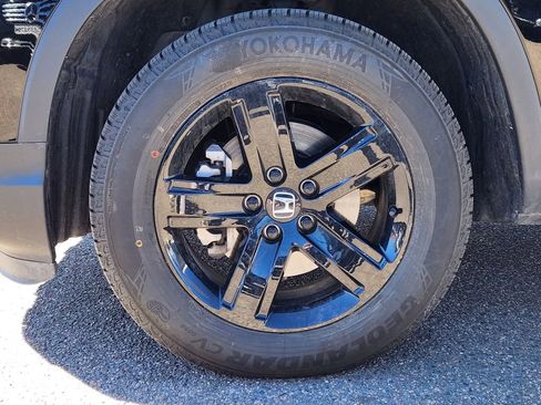 Used 2023 Honda Ridgeline Black Edition image 10