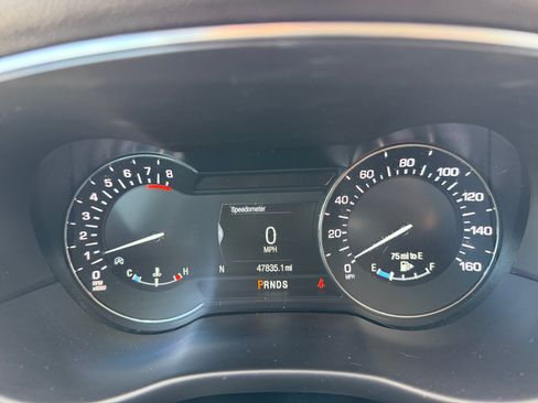 Used 2019 Lincoln MKC Reserve FWD image 10