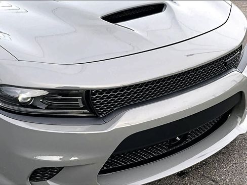 Used 2023 Dodge Charger R/T w/ Technology Group image 41