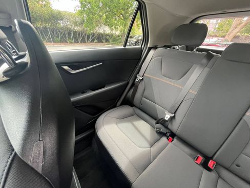 Used 2026 Kia Niro LX FWD image 37