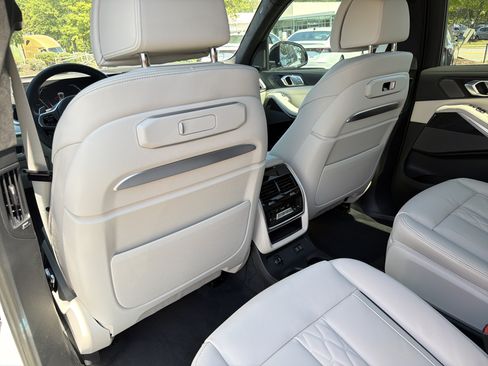 New 2027 BMW X7 xDrive40i w/ Executive Package AWD/4WD image 20