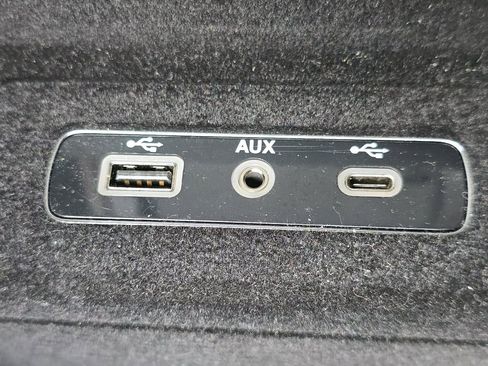 Used 2020 Alfa Romeo Stelvio Base w/ Nero Edizione image 3