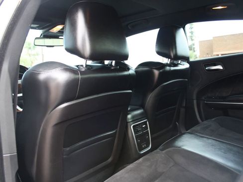 Used 2015 Dodge Charger R/T RWD image 13