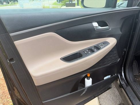 Used 2019 Hyundai Santa Fe SE FWD image 10