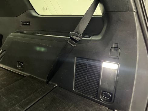 Used 2024 Lincoln Navigator Reserve image 42