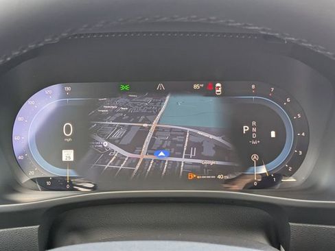 Certified 2025 Volvo XC40 B5 Plus w/ Protection Package Premier image 36