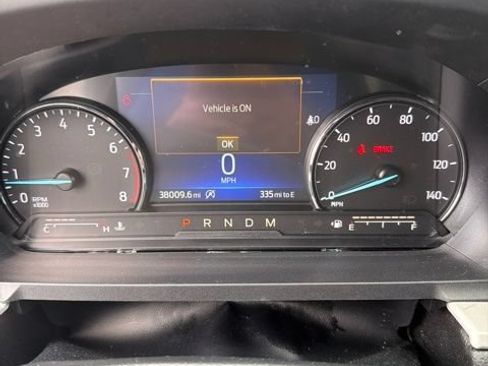 Used 2021 Ford Explorer XLT w/ Equipment Group 202A AWD/4WD image 4